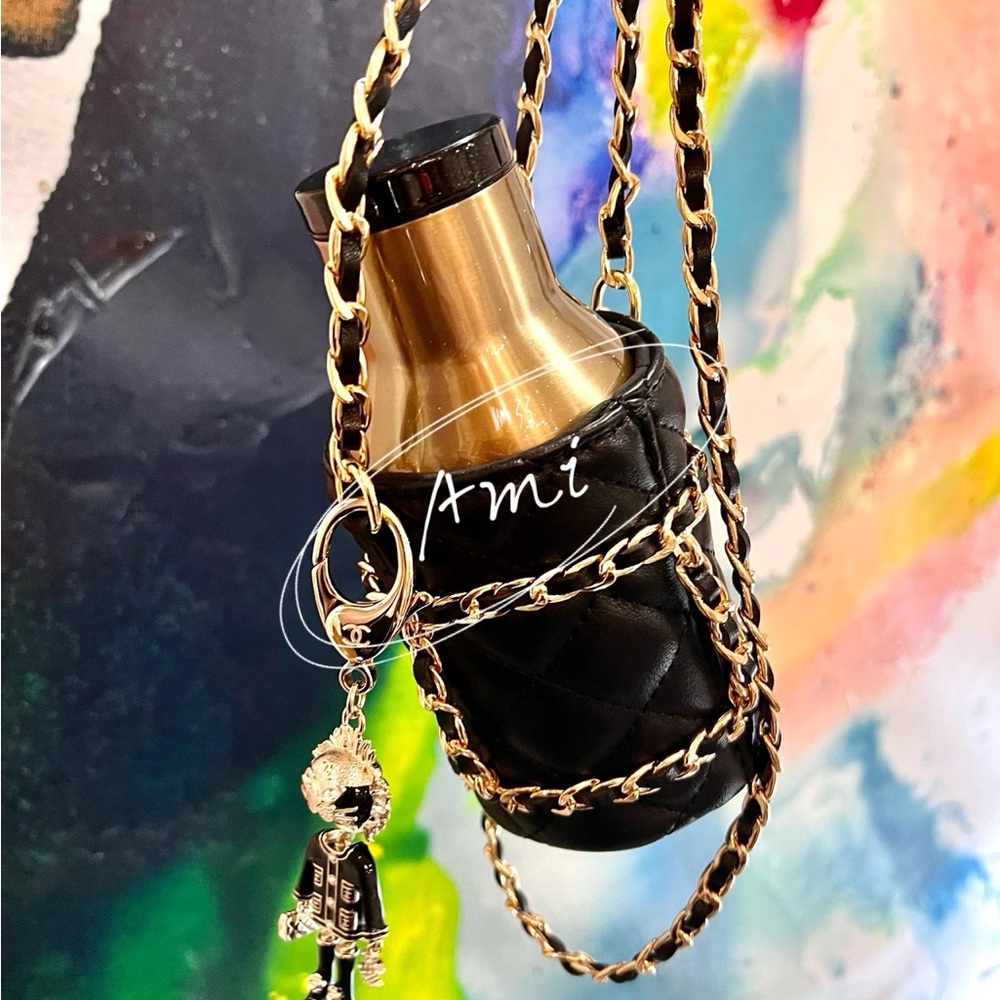 Stainless Steel Water Bottle With Black Quilted Bottle Holder with Gold Chain